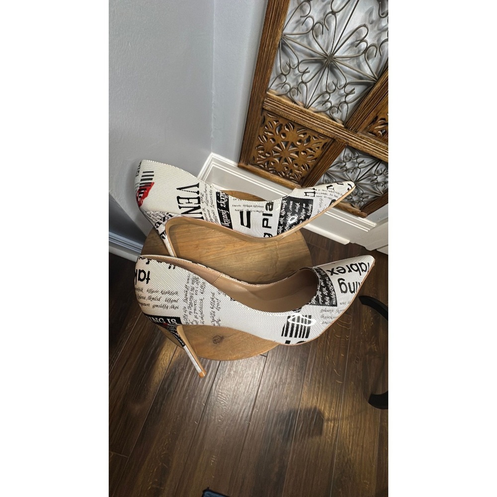 Womens Newspaper Print Pointed Toe Stiletto Pumps Black White Red Heels